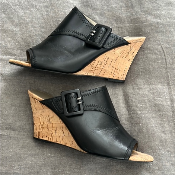 Tahari Shoes - Tahari Black and Tan Wedge Sandals with Decorative Buckle
